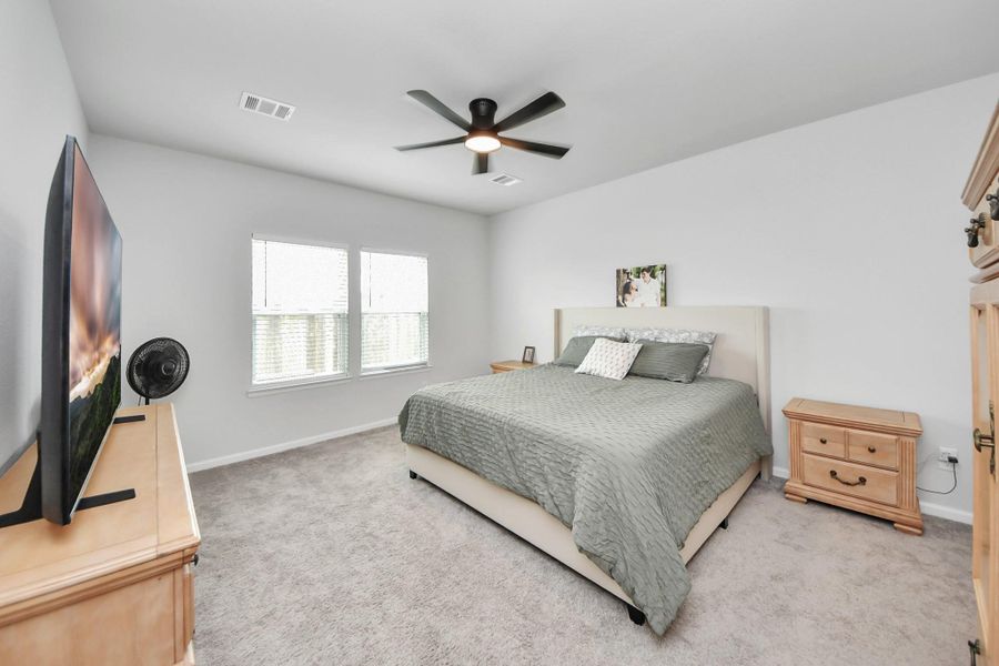 Furnished interior view inside a new home in The Villages at Westpointe, Dayton (Image 13). Furnished interior view inside a new home in The Villages at Westpointe, Dayton (Image 13).