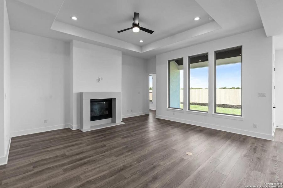 Spacious, unfurnished interior of a new home in Legacy at Lake Dunlap, New Braunfels (Image 14). Spacious, unfurnished interior of a new home in Legacy at Lake Dunlap, New Braunfels (Image 14).
