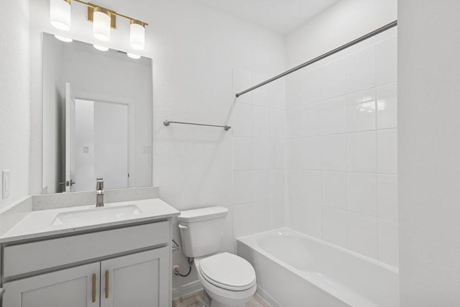 Carnegie Highlands Guest Bathroom(Photo shown is from acompleted home with the same floorplan and similar design selections. Actual design selections may very slightly) Carnegie Highlands Guest Bathroom(Photo shown is from acompleted home with the same floorplan and similar design selections. Actual design selections may very slightly)