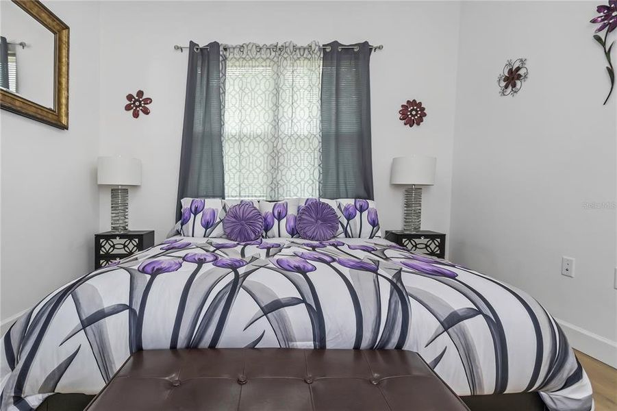 Furnished interior view inside a new home in , Tarpon Springs (Image 38).