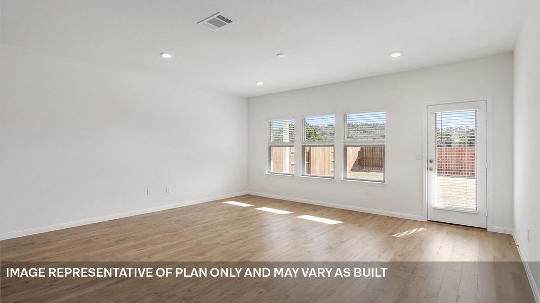 Spacious, unfurnished interior of a new home in Bar W Ranch, Leander (Image 9).