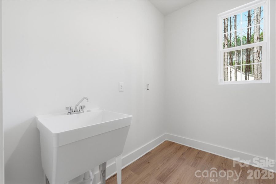 Image 39 of a home in .