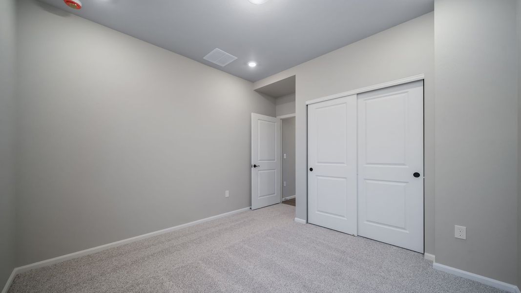 Spacious, unfurnished interior of a new home in The Reserve at Green Valley Ranch, Aurora (Image 20). Spacious, unfurnished interior of a new home in The Reserve at Green Valley Ranch, Aurora (Image 20).