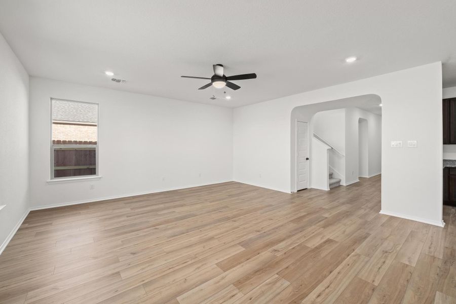 Spacious, unfurnished interior of a new home in Salerno - Heritage Collection, Round Rock (Image 16).