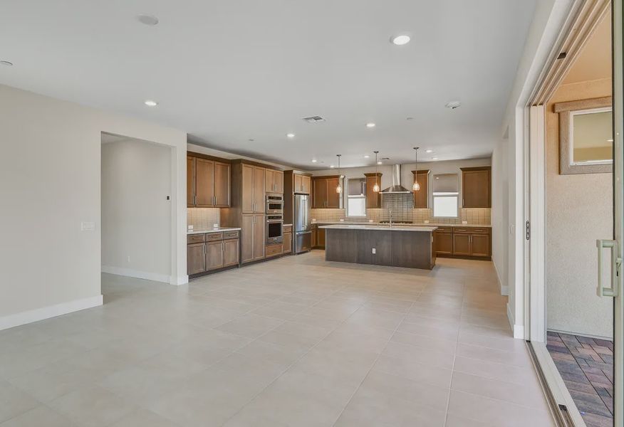 Trilogy Ridgecrest Aspire HS 148 Great Room - 5 of 11