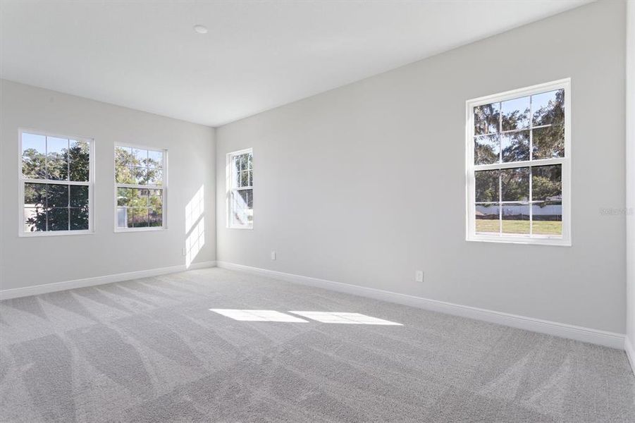 Spacious, unfurnished interior of a new home in Crestwood Estates, Valrico (Image 29).