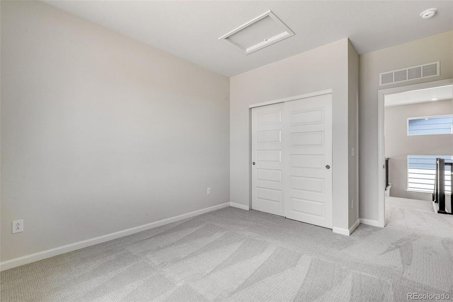 Spacious, unfurnished interior of a new home in Crescendo at The Aurora Highlands, Aurora (Image 24).