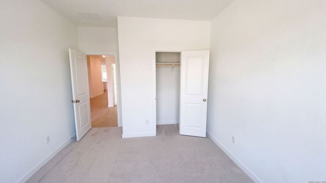Spacious, unfurnished interior of a new home in Waterwheel, San Antonio (Image 16).