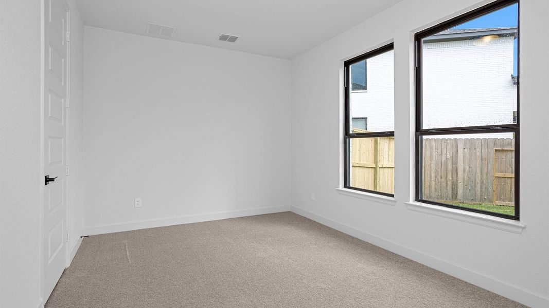 Spacious, unfurnished interior of a new home in Sienna 55' - Valencia, Missouri City (Image 6). Spacious, unfurnished interior of a new home in Sienna 55' - Valencia, Missouri City (Image 6).