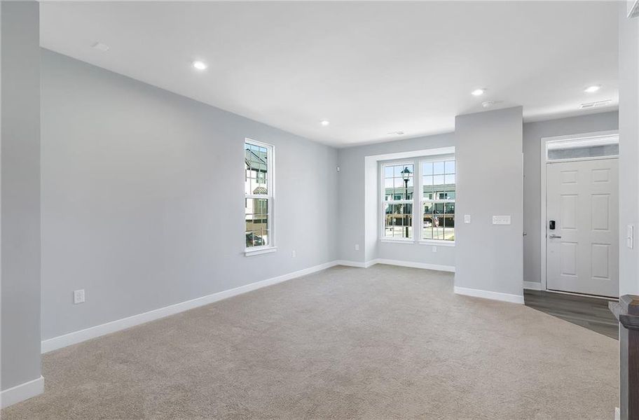 Spacious, unfurnished interior of a new home in , Lawrenceville (Image 12).