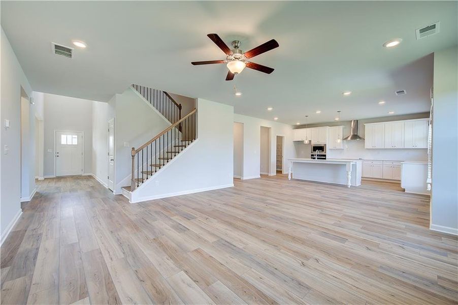 Spacious, unfurnished interior of a new home in Adagio, Dacula (Image 18).