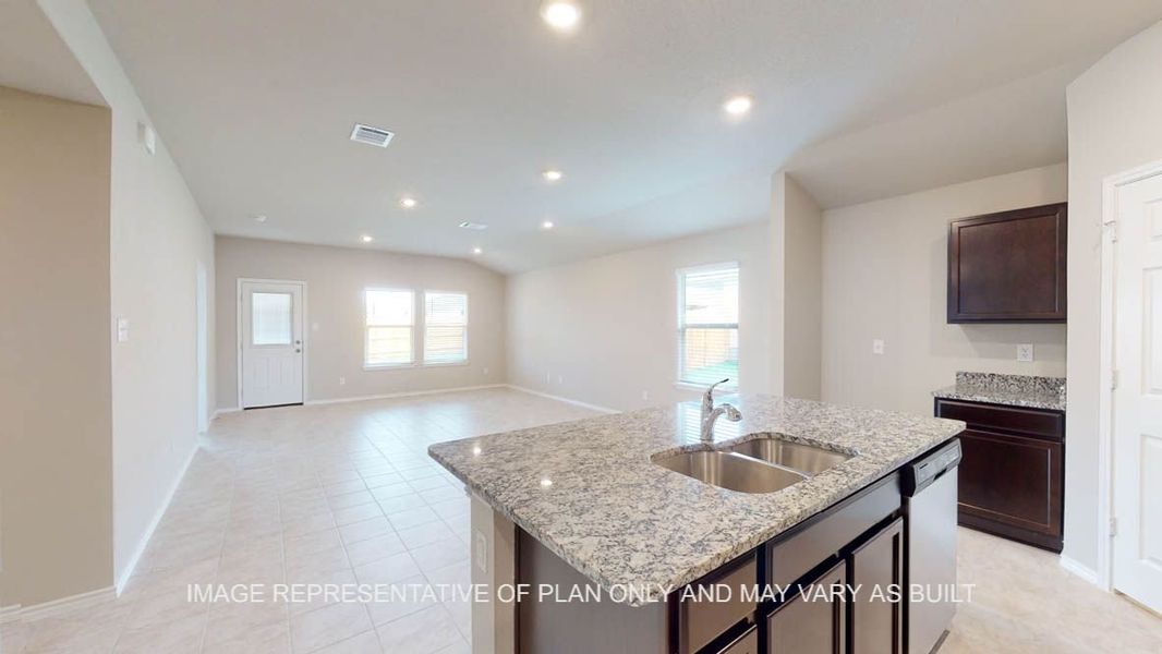 Representative unfurnished interior of a home built from the Elgin by D.R. Horton in Reynolds Crossing, Killeen (Image 6).
