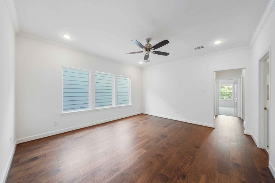 Representative unfurnished interior of a home built from the Amsterdam by Sandcastle Homes in Montrose, Houston (Image 16). Representative unfurnished interior of a home built from the Amsterdam by Sandcastle Homes in Montrose, Houston (Image 16).