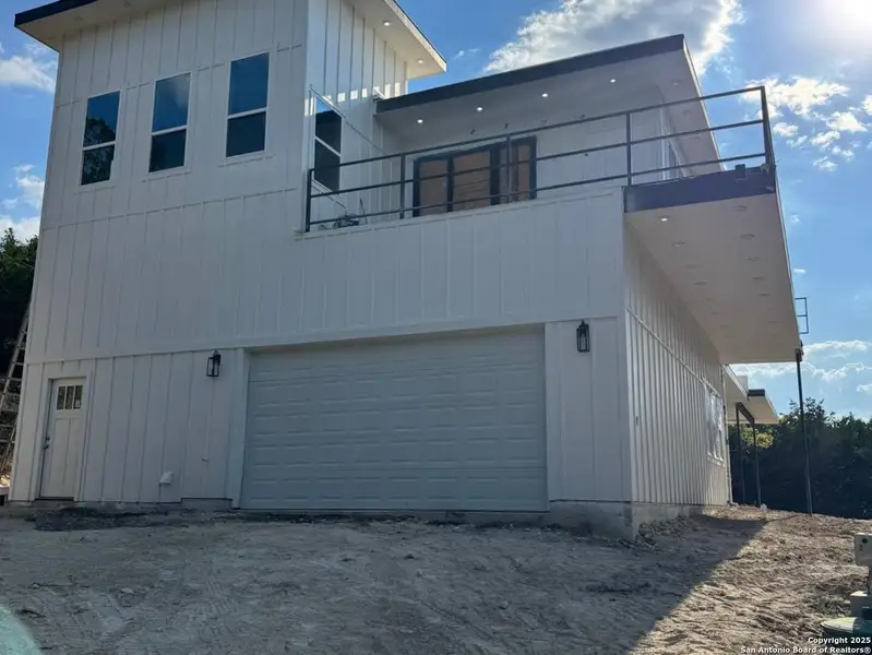 Exterior details and patio area of a home in , Canyon Lake (Image 8). Exterior details and patio area of a home in , Canyon Lake (Image 8).