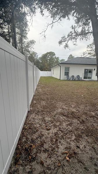 Exterior details and patio area of a home in , Ocala (Image 3).