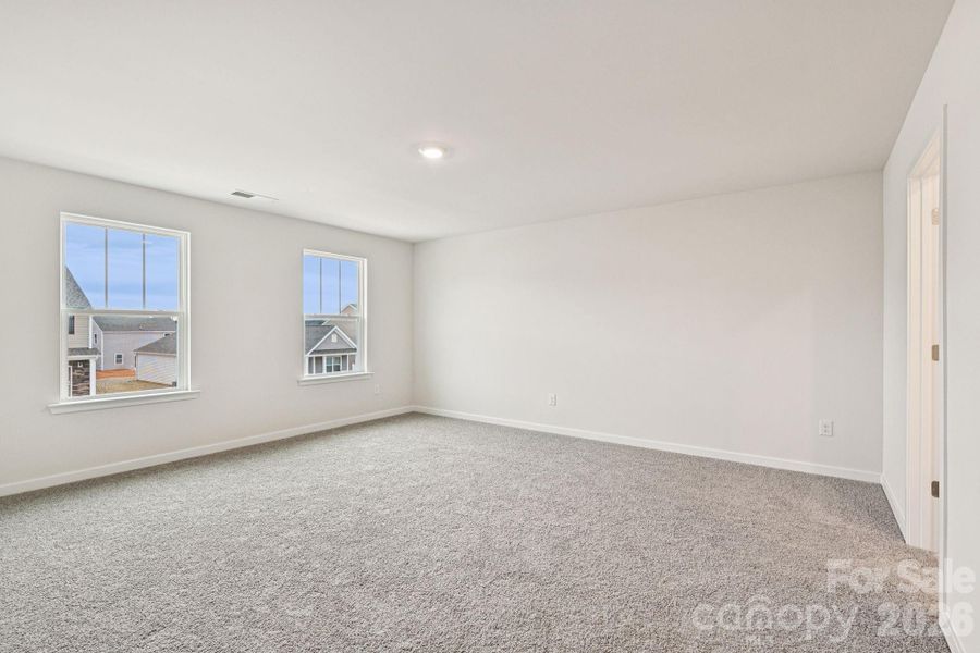 Spacious, unfurnished interior of a new home in Silverstein, Salisbury (Image 21).