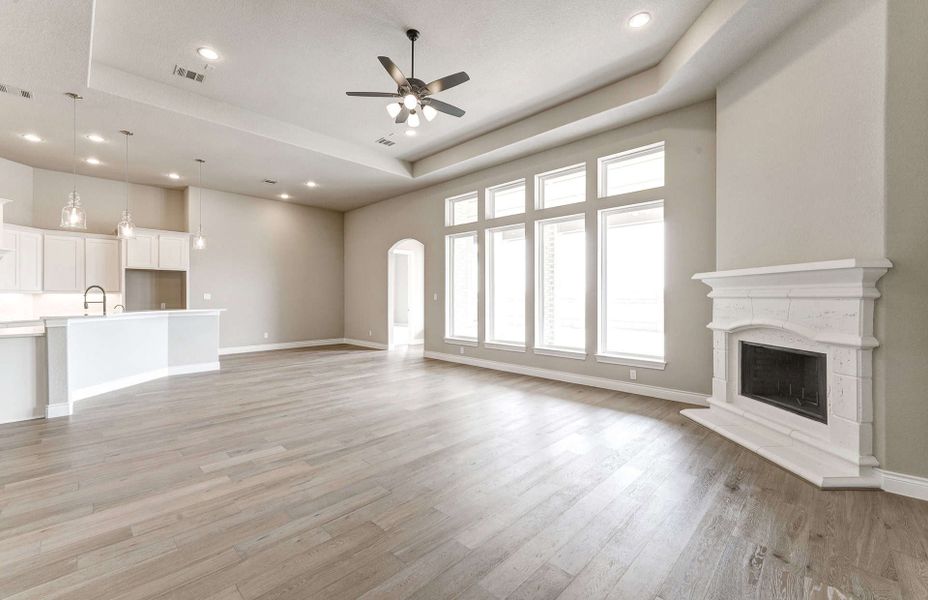 Representative unfurnished interior of a home built from the 2870 by Ravenna Homes in The Woodlands Hills 65′, Willis (Image 25). Representative unfurnished interior of a home built from the 2870 by Ravenna Homes in The Woodlands Hills 65′, Willis (Image 25).