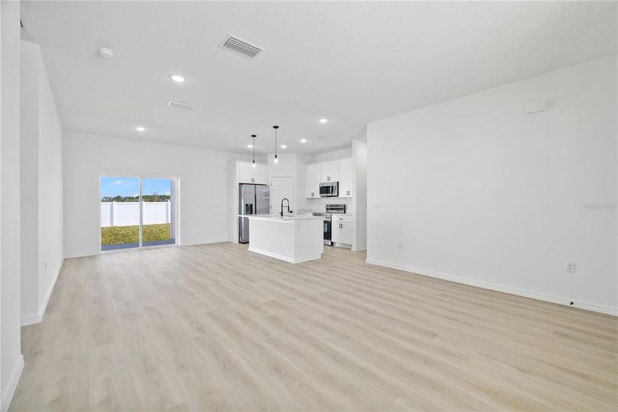 Spacious, unfurnished interior of a new home in , Poinciana (Image 25).