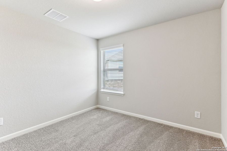 Spacious, unfurnished interior of a new home in Remington Ranch, San Antonio (Image 25). Spacious, unfurnished interior of a new home in Remington Ranch, San Antonio (Image 25).