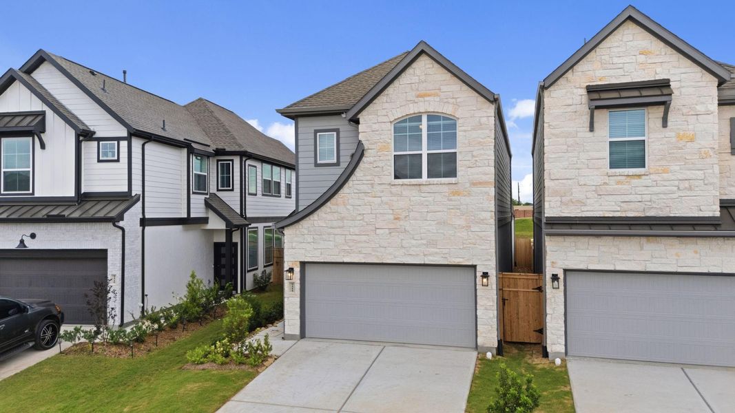 **Photos are representative - not of actual home** **Photos are representative - not of actual home**