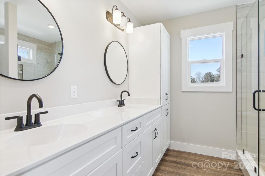 Furnished interior view inside a new home in , Asheville (Image 8).