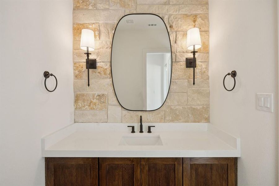 Furnished interior view inside a new home in , Waxahachie (Image 6).