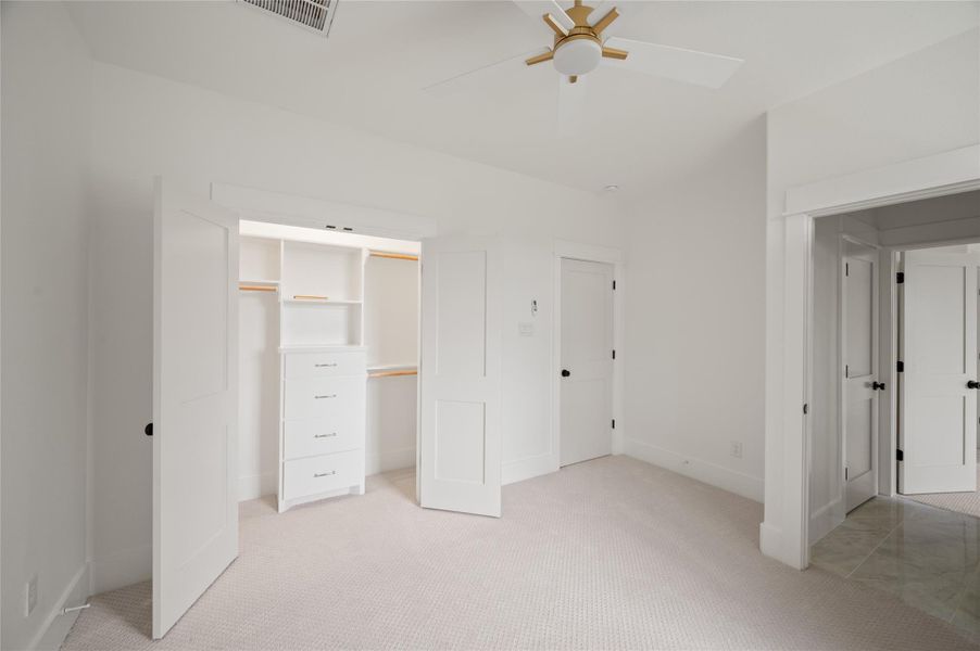 Spacious, unfurnished interior of a new home in , Montgomery (Image 43).