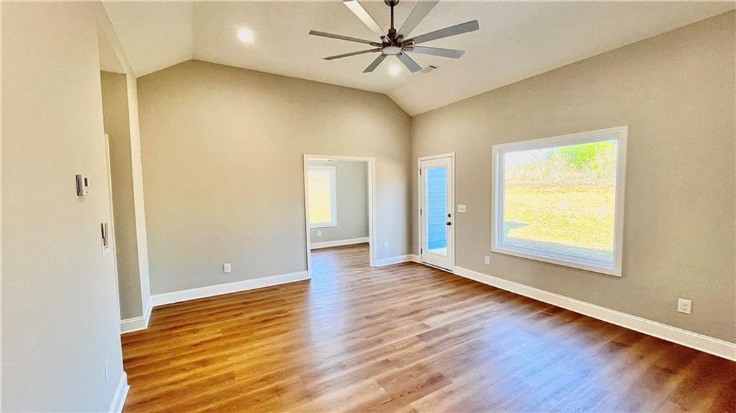 Spacious, unfurnished interior of a new home in , Griffin (Image 26).
