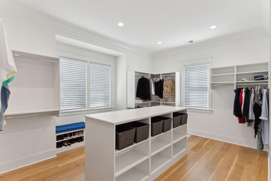 Furnished interior view inside a new home in Daniel Island Park, Charleston (Image 51).
