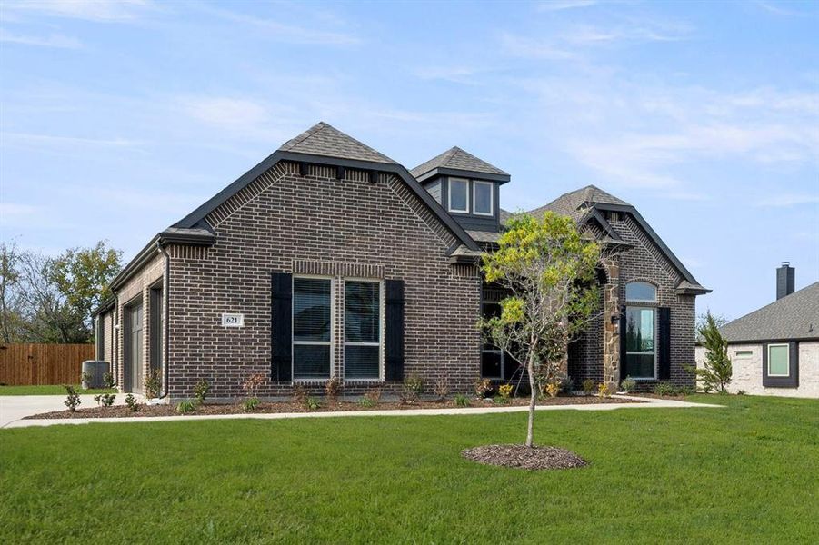 1_621 Hidden Lakes-Front-2 1_621 Hidden Lakes-Front-2