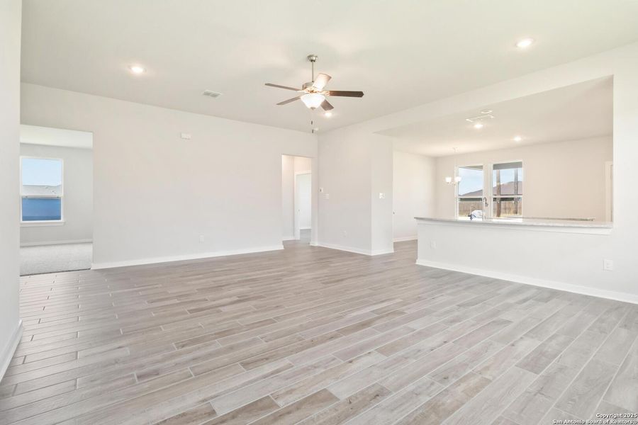 Spacious, unfurnished interior of a new home in Bonita Vista, Pleasanton (Image 12). Spacious, unfurnished interior of a new home in Bonita Vista, Pleasanton (Image 12).