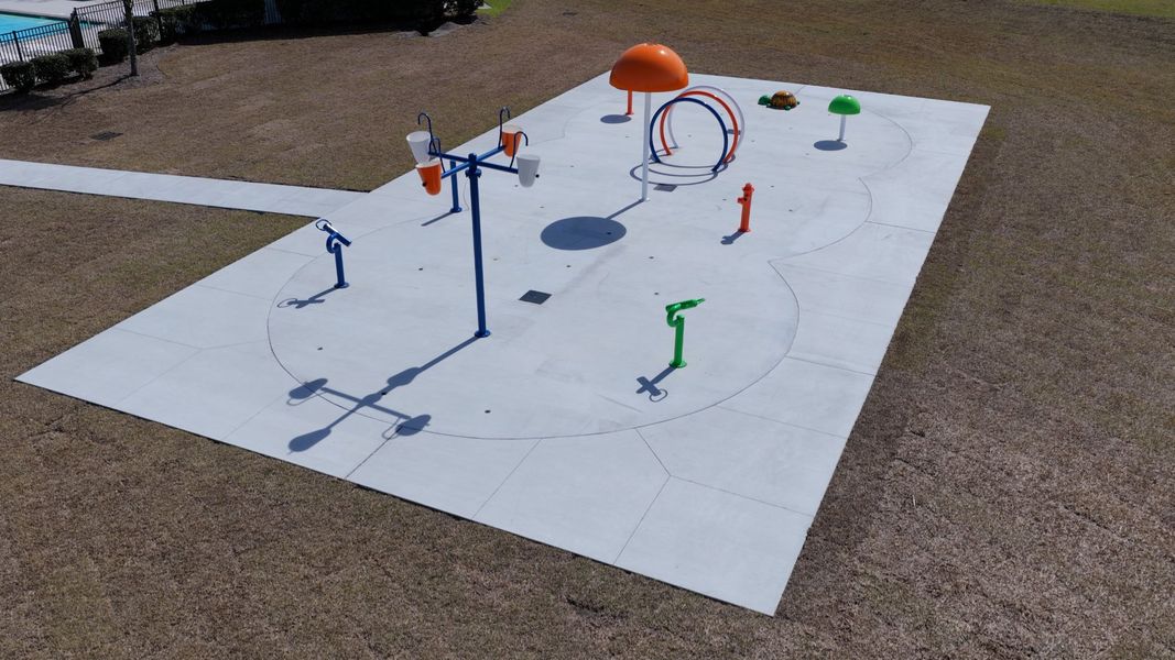 Community amenities in Grayson Park Townhomes, Leland (Image 28). Community amenities in Grayson Park Townhomes, Leland (Image 28).