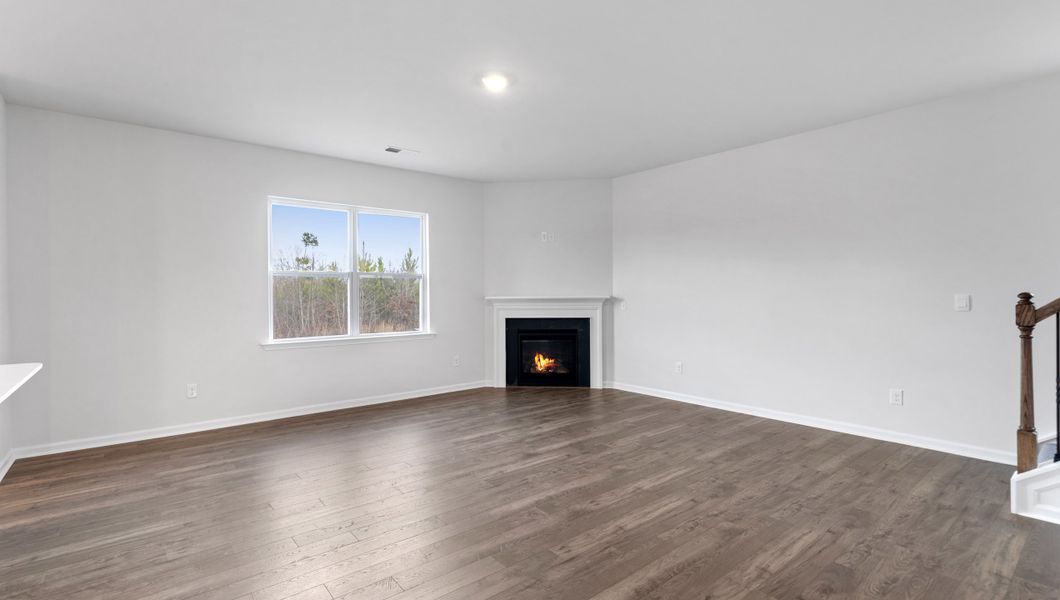 Representative unfurnished interior of a home built from the WILMINGTON by D.R. Horton in Baxter Village, Boiling Springs (Image 17).