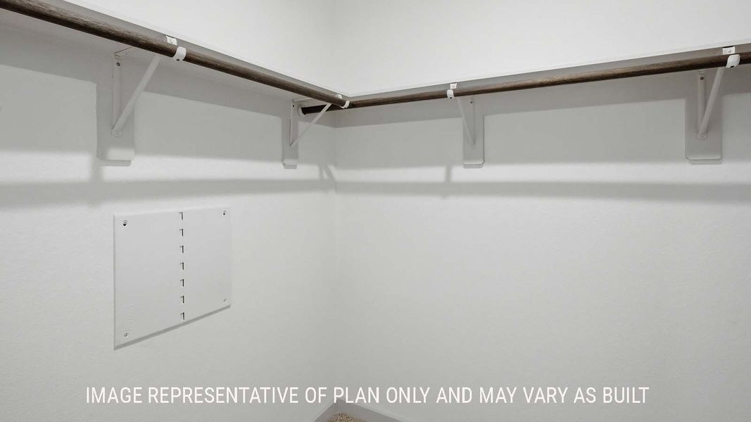 Image 27 representing the Elgin by D.R. Horton in Reserve at Mallard Lakes, Orange, TX.