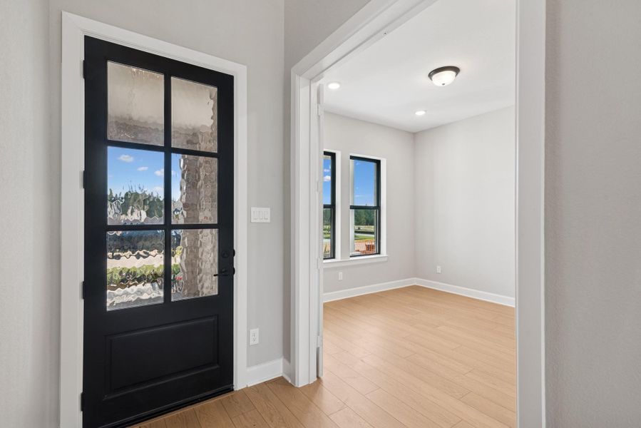 Spacious, unfurnished interior of a new home in Kresston, Montgomery (Image 19).