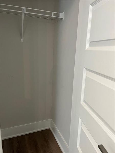 Spacious, unfurnished interior of a new home in , Gainesville (Image 20).