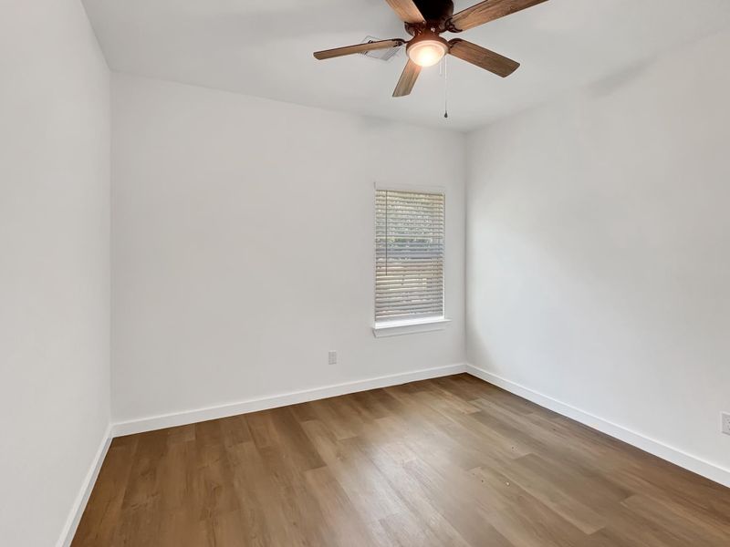 Spacious, unfurnished interior of a new home in , Livingston (Image 6).