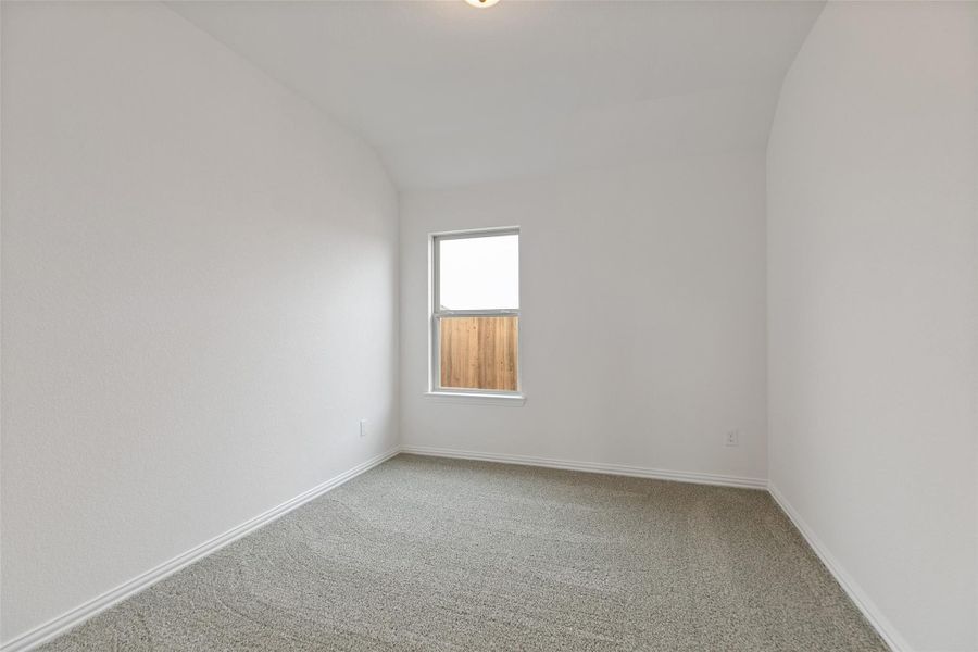 Spacious, unfurnished interior of a new home in Oakwood Estates, Waller (Image 24).