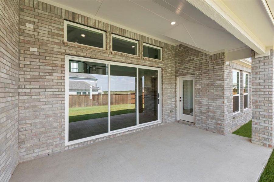 Exterior details and patio area of a home in Polo Ridge, Forney (Image 4). Exterior details and patio area of a home in Polo Ridge, Forney (Image 4).