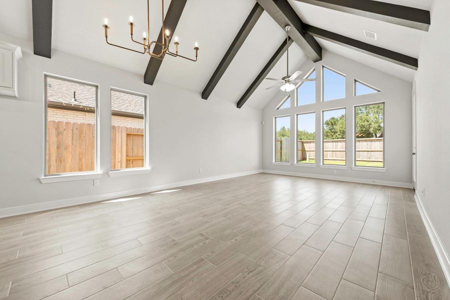 Representative image. Features, selections and colors may vary.