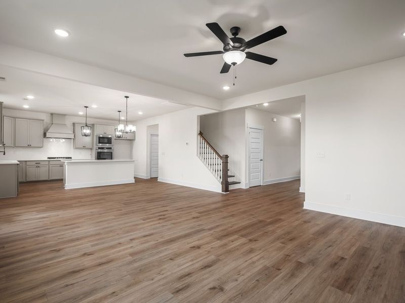 Spacious, unfurnished interior of a new home in Woods Crossing, Gallatin (Image 33).