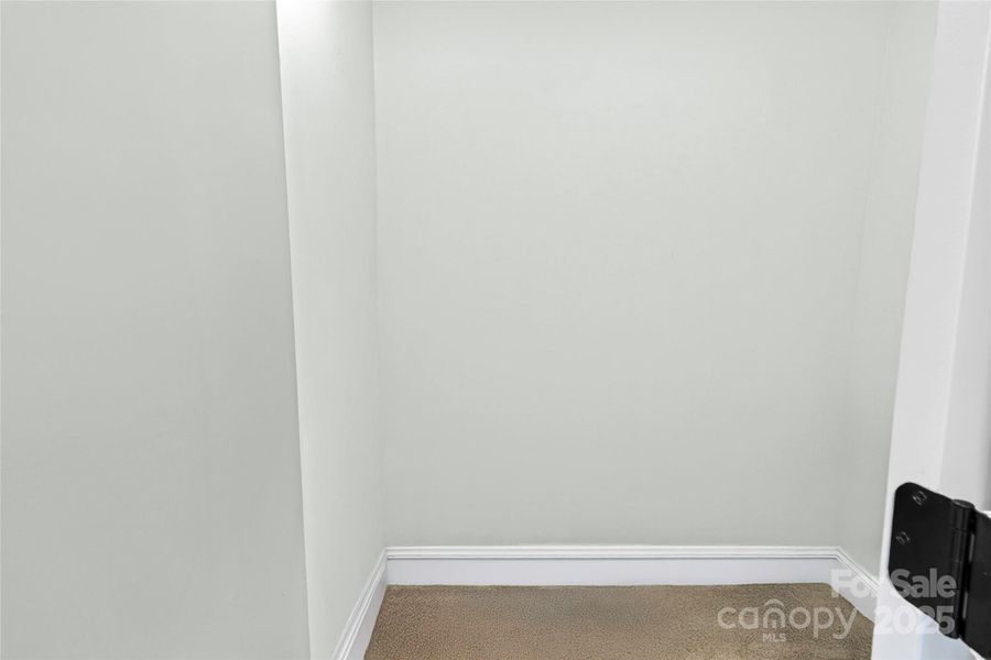 Image 14 of a home in . Image 14 of a home in .