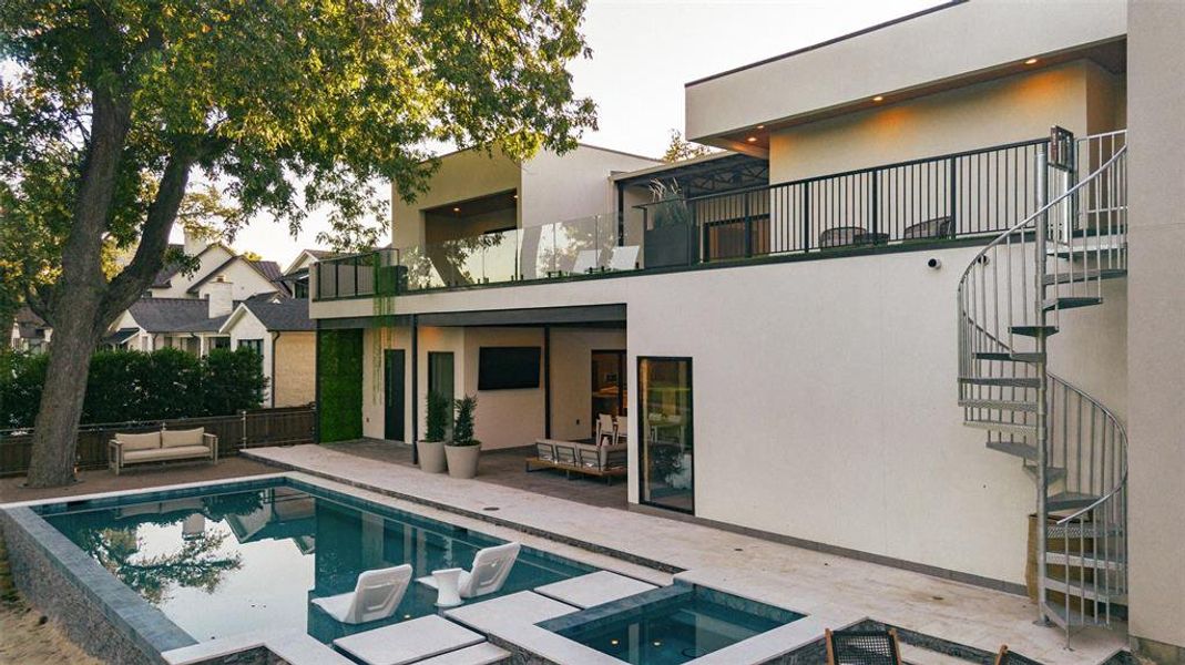 Exterior details and patio area of a home in , Dallas (Image 32).