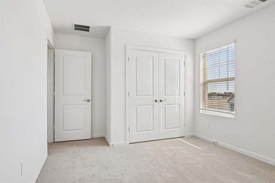 Photo is not of the actual home, but is an inspirational photo of builder’s model home and may depict options, furnishings, and/or decorator features that are not included.