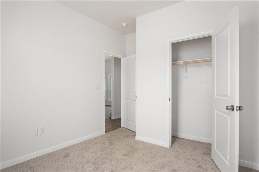 Spacious, unfurnished interior of a new home in , Temple (Image 8).