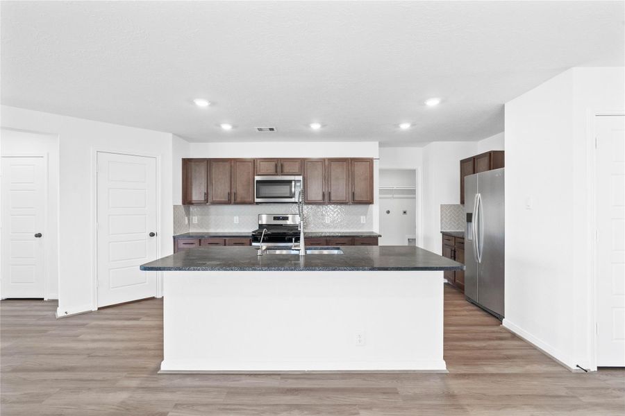 Furnished interior view inside a new home in Olympia Falls, Fresno (Image 10). Furnished interior view inside a new home in Olympia Falls, Fresno (Image 10).