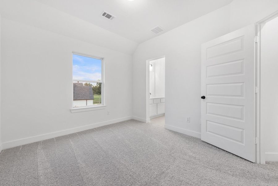 Representative image. Features, specifications, selections and colors may vary. Representative image. Features, specifications, selections and colors may vary.