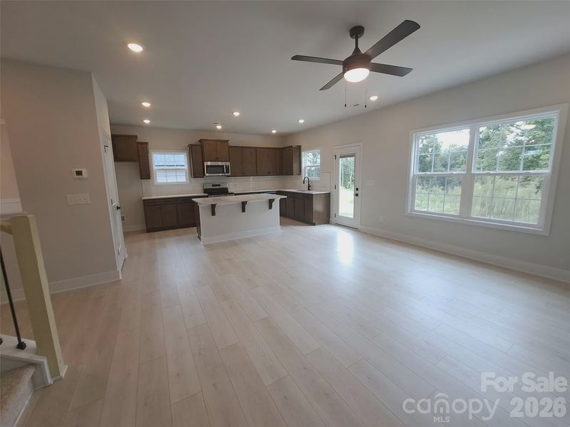 Spacious, unfurnished interior of a new home in Kerns Ridge, Salisbury (Image 10).