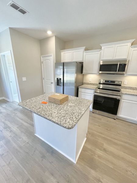 Image 8 of a home in Brandon Woods. Image 8 of a home in Brandon Woods.