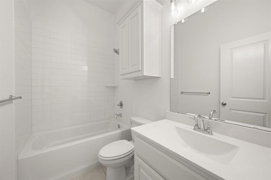 4325 Sun Meadow- Bathroom-1 4325 Sun Meadow- Bathroom-1